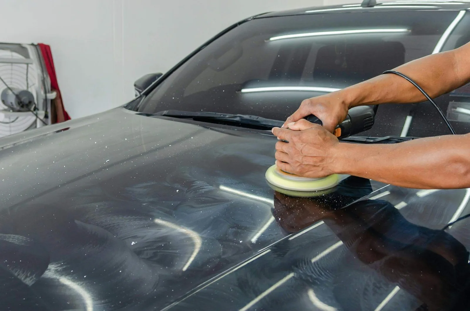 Polishing and detailing tools in the workshop